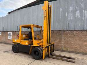 Carretillas elevadoras neumáticas IC de alta capacidad de alto rendimiento a la venta - Product Image 5