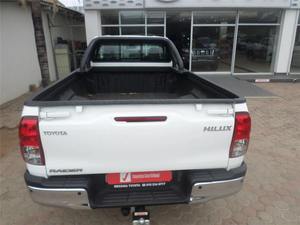 Rush Sales Toyotas Hiluxs 2020 solo 4x2 gasolina manual Ventas de temporada Premium Autos usados - Product Image 6