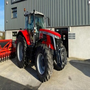 Tracteurs compacts Massey Ferguson 7S.180 d'occasion en parfait état à vendre - Product Image 1