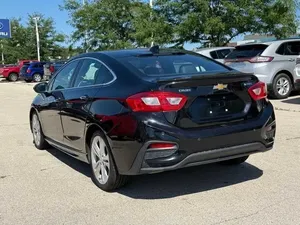 Chevrolet Cruze LS d'occasion 2016 - Product Image 5