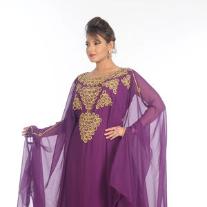 Georgette violette brodée Zari travail caftans islamiques - Product Image 1