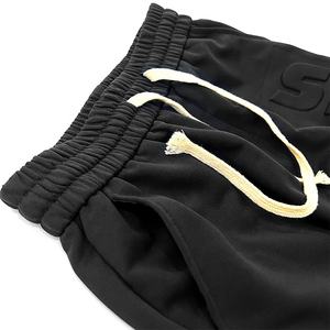 Short en coton noir de haute qualité avec logo personnalisé Short Streetwear à taille élastique avec cordon de serrage et poches Fournisseur OEM - Product Image 3