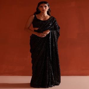 Ropa de fiesta de diseñador exclusiva Georgette de aspecto elegante con trabajo de bordado de secuencia pesada Fabricante de Sari de India - Product Image 1