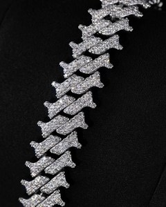 Bracelet cubain hip-hop pour homme en argent 925, serti de moissanite incolore, style Miami Bling, fournisseur de bijoux. - Product Image 4