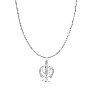 Pendentif Khanda sikh en argent 925 Zarkan avec chaîne à maillons plaquée or, forme d'épée géométrique ornée de diamants et de perles, idéal pour un cadeau ou une fête - Product Image 1