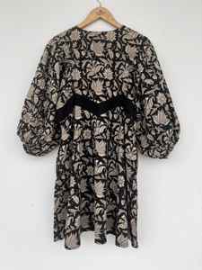 Robe élégante à la mode très vendue pour la fête à la plage portant une robe Maxi pour l'été et le printemps Ensembles d'articles de robe à la mode de créateur - Product Image 4