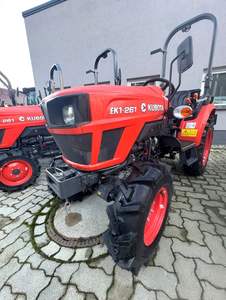 Utilisé pour le mini tracteur Kubota B2501 4x4 à vendre, tracteur agricole à roues avec composants principaux : moteur, pompe à engrenages, roulement - Product Image 5