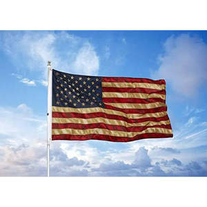 Lot de 2 drapeaux américains vintage - Drapeaux américains teintés au thé - 3x5 pieds, style rustique ancien, pour extérieur et intérieur - Product Image 1