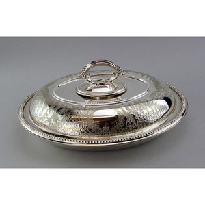Plato de Servir de Aluminio Ecológico con Tapa de Superficie Pulida, Apto para Lavavajillas, para Uso Diario en el Hogar y Aplicaciones de Cocina - Product Image 1