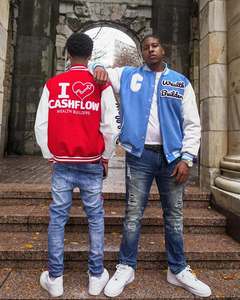 แจ็กเก็ตเลตเตอร์แมนลำลองของผู้ชายพร้อมผ้ากำมะหยี่ปักด้วยกำมะหยี่ดีไซน์กีฬาหรูหราออกแบบได้ตามต้องการ - Product Image 4