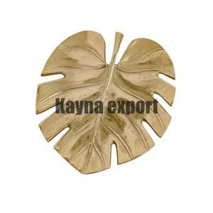 Salvamanteles con forma de flor de aluminio dorado brillante de estilo clásico terminado a la venta - Product Image 5