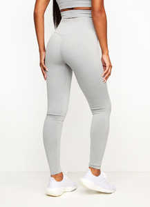 Venta al por mayor sin costuras Scrunch Bum Deportes de alta elasticidad Mujeres Amplify Leggings - Product Image 2