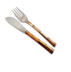 Vente chaude De Luxe 4pc Or Couverts En Acier Inoxydable Doré Couverts avec Poignée Blanche Miroir Polonais pour Mariages Fine Dining - Product Image 4