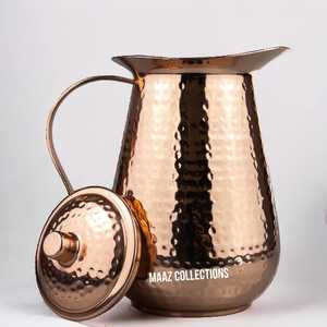 Pichet en cuivre personnalisé de 68 oz avec couvercle Bienfaits pour la santé Profitez de plus d'eau et d'une consommation inférieure en sucre Matériau métallique - Product Image 1