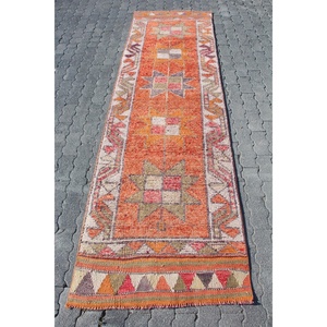 Alfombra turca vintage, alfombra de pasillo de 3x9.9 pies, alfombra con motivos de plantas y árboles en rojo anaranjado - Product Image 1