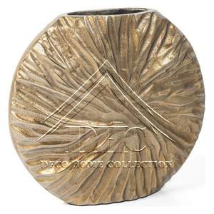 Vase à fleurs en aluminium doré au design moderne Décoration intérieure élégante et dessus de table pour occasion de mariage économique pour Noël - Product Image 2