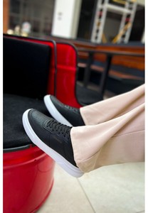 CH087 CST Kenton Chaussures de marche pour homme noires/noires avec accents blancs - Product Image 4