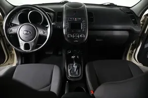 KIA SOUL + 2013 d'occasion, conduite à gauche/droite - Product Image 5