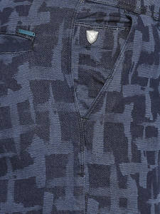 Casual Hip Hop Streetwear Style for Summer Men's Light Blue Denim Shorts with Raw Hem Side Stud <b>Detailing</b> Solid Pattern - Product Image 5