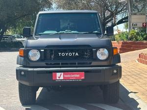 รถยนต์มือสองปี 2024 สำหรับ LandCruiser 79 เครื่องยนต์ 4.1-6 ลิตร แบบดูดอากาศธรรมชาติ รุ่นดับเบิ้ลแค็บ ซีดาน พวงมาลัยซ้าย/ขวา เบาะหนังสีเข้ม - Product Image 4