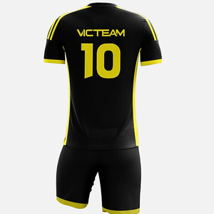 Vêtements de football 100% polyester de haute qualité FIT FRONT Industries Coupe avant sublimée personnalisée Toutes les couleurs Technologie de coupe automatisée - Product Image 3