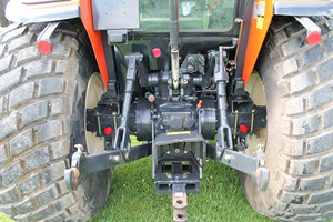 Soldes exceptionnelles : Tracteur miniature KIOTI CK3520 DK904C, MEILLEURES VENTES - Product Image 4