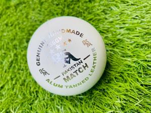 BALLE DE CRICKET DE QUALITÉ MATCH HOMME TAILLE COULEUR BLANCHE - Product Image 2