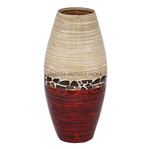 Vase en métal de couleur or avec forme ronde et texture martelée pour décoration intérieure et ensemble d'affichage floral - Product Image 2