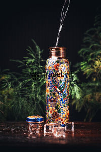 Botella de cobre clásica de Tradebyd Ideal para rutinas diarias de desintoxicación e hidratación personal Uso de bienestar Ayurvédico - Product Image 5