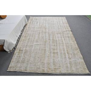 Alfombra turca Vintage moderna de 5,4x9,3 pies, Beige, hecha a mano, diseño clásico de retazos, lana, piel sintética de conejo, látex, pasillo rectangular - Product Image 1