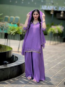 Colección de ropa de mujer Hermosa ropa India pakistaní Tela de Georgette de imitación pura con trabajo de secuencia de bordado de 5 MM - Product Image 2