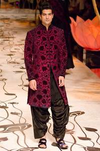 Diseñador 2023 hermoso pesado Resham bordado Sherwani zapatos a juego fiesta-desgaste/CONJUNTO DE BODA que incluye opciones de talla grande - Product Image 2