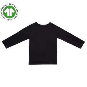 Womens Organic Cotton Raglan Sleeves T-<b>Shirt</b> - <b>Black</b>, 4.3 oz Jersey, Cropped Sleeves, Relaxed Fit, Soft and Breathable - Product Image 3