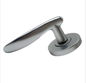 โลหะผสมสังกะสียุโรปทองป้องกันการโจรกรรมล็อคประตูห้องไม้ล็อคประตูห้องนอนลูกบิดประตูย้อนยุค - Product Image 2