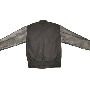 Vestes Letterman avec manches en cuir universitaire en laine Saison d'hiver avec écusson personnalisé Fabrication professionnelle au Pakistan - Product Image 4