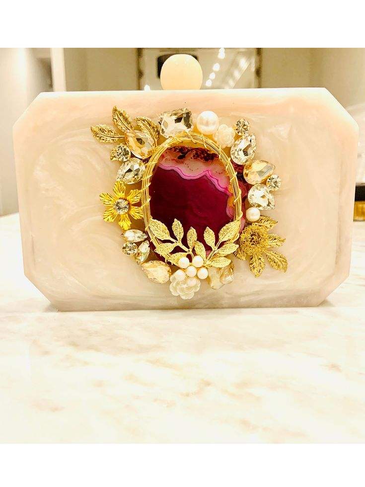 ธรรมชาติ