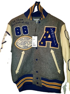 Precio barato ligero fabricante de Pakistán chaqueta con letras para hombre logotipo impreso personalizado salida de fábrica chaqueta universitaria para hombre - Product Image 4