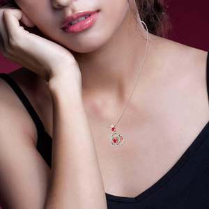 จี้สร้อยคอแฟชั่นรูปหัวใจคู่ Jeulia I Carry Your Heart ทำจากเงินแท้ - Product Image 6