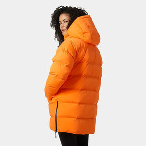 Chaqueta de Invierno Acolchada para Mujer, Modelo Aspire, Color Naranja Amapola, con Capucha Ajustable y Diseño de Burbujas, Superventas - Product Image 2