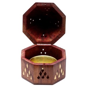 Brûleur d'encens artisanal en bois sculpté en forme de cabane et support de boîte à cendres, support d'encens et brûleur de cônes pour diffuseur d'aromathérapie - Product Image 6