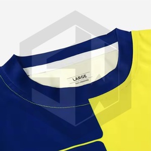 Nouvelle conception de sublimation équipe uniforme de football fabrication pakistanaise uniforme de football vêtements d'entraînement en gros uniforme de football - Product Image 3