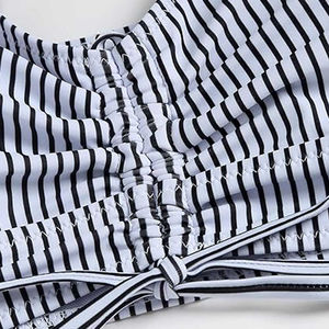 Ensemble de bikinis confortables pour femmes fabriqués au Pakistan, nouvelle arrivée, ensemble 2 pièces avec décolleté en V et motif, ensemble de bikinis pour femmes - Product Image 4