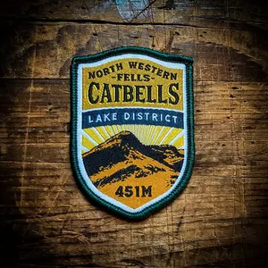 Écussons brodés Insignes Tissu personnalisé Coudre sur broderie Vêtements Patch tissé Écussons de l'équipe de football - Product Image 5