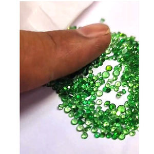 495 pièces de Tsavorite naturelle 1.5mm 2mm 3mm facette ronde 22 Cts Lot Iroc ventes vert tsavorite qualité pierres précieuses coupées 80 $ US pour tous - Product Image 2