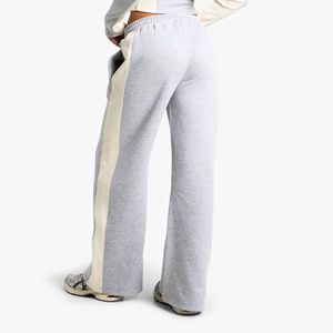 Conjunto de chándal de 2 piezas de pierna recta con cremallera ajustada a rayas con eslogan gris Marga Premium personalizado para mujer con bolsillos, conjunto de gimnasio y ropa deportiva - Product Image 6