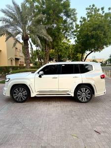 NUOVO 2025 Land Cruiser LC300 Edizione VIP 3.5L Turbo 409CV 6 Cilindri 4WD Benzina Trasmissione Automatica Guida a Sinistra - Product Image 5