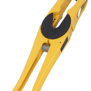 Aplicador de etiquetas de oreja de alta calidad para ganado Herramienta duradera para un fácil etiquetado de ganado y cerdos - Product Image 6