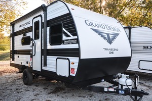 Caravane compacte moderne OEM légère de qualité à prix d'usine, remorquable, avec cuisine, salle de bain et espace de couchage - Product Image 5