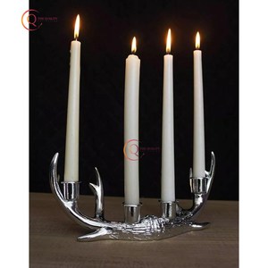 Bougeoir en aluminium argenté classique de qualité supérieure du fabricant Centre de table de style indien unique pour Pâques - Product Image 3