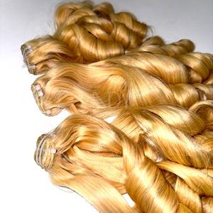Paquets de cheveux bruts blonds 613 de meilleure qualité pour faire des perruques à partir de vrais cheveux humains - Product Image 4